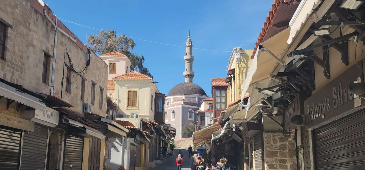 Yunan Adalarında Yeni Sistem Uzun Kuyrukları Beraberinde Getirdi 2